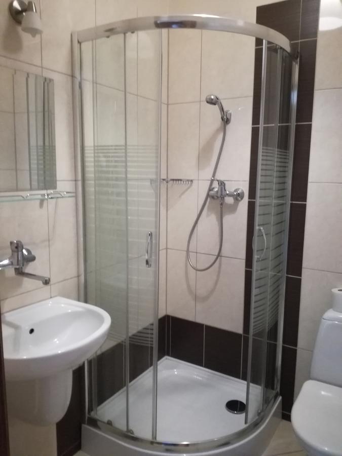 Hotel Srodmiejski Кельце Екстер'єр фото