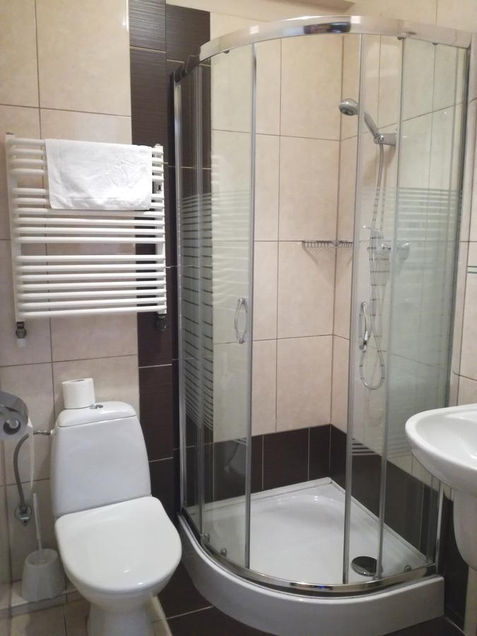 Hotel Srodmiejski Кельце Екстер'єр фото
