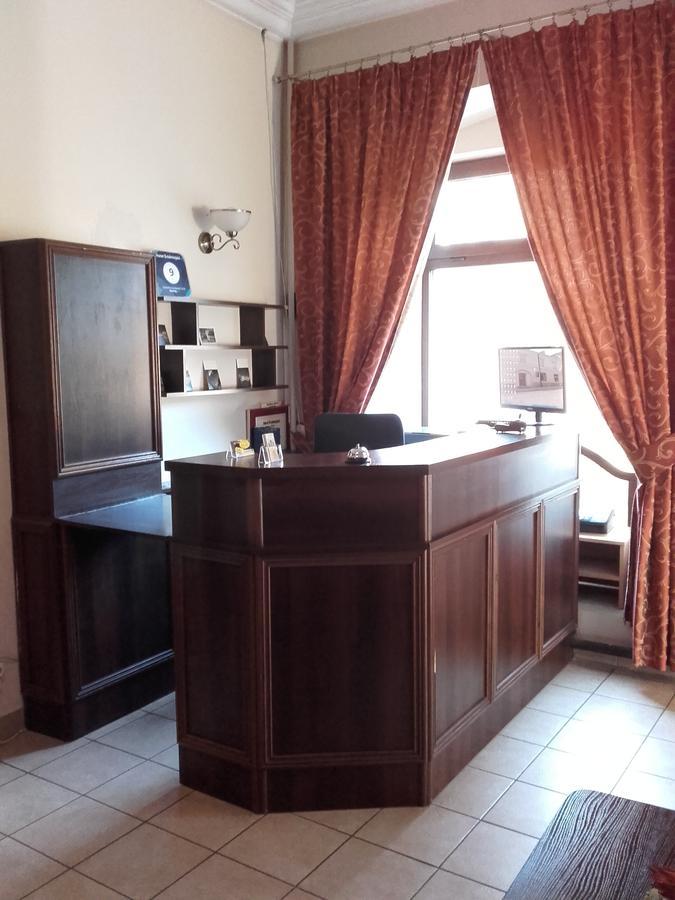 Hotel Srodmiejski Кельце Екстер'єр фото